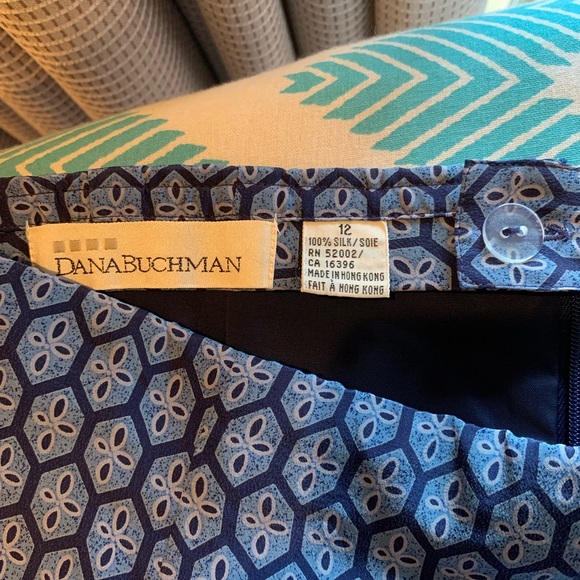 EUC DANA BUCHMAN SILK! Skirt Mid Length Size 12 - Picture 5 of 5